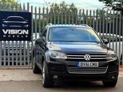 Black Used 2011 VW Touareg SE SUV | £7,195 (Fair price)