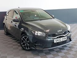 Grey Used 2022 Kia Ceed 3 Hatchback | £14,998 (Fair price)