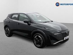 Black New 2025 Nissan Qashqai N-Connecta SUV | £25,499
