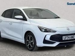 Solid arctic white Used 2024 MG MG3 Trophy Hatchback | £16,000 (Good price)