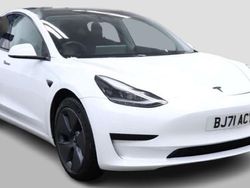 Used 2021 Tesla Model 3 Standard Range Sedan | £17,000 (Fair price)