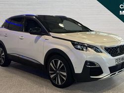 White Used 2019 Peugeot 3008 Premium | £14,172 (Fair price)