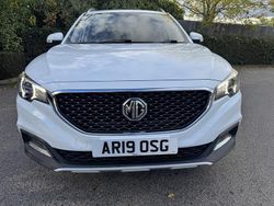 White Used 2019 MG ZS Excite Sedan | £7,499 (Fair price)