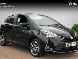 Black Used 2020 Toyota Yaris Hybrid Hatchback | £13,614 (Fair price)