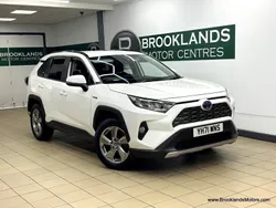 White Used 2021 Toyota RAV4 Hybrid Design SUV | £24,985 (Fair price)