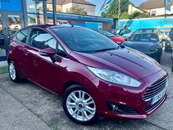 Red Used 2016 Ford Fiesta Zetec Hatchback | £6,280 (Fair price)