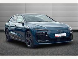 Blue Used 2025 Audi e-tron Performance SUV | £59,995