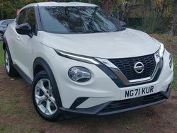White Used 2021 Nissan Juke N-Connecta SUV | £15,498 (Fair price)