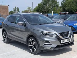 Grey Used 2017 Nissan Qashqai Tekna SUV | £11,295 (Fair price)