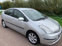 Silver Used 2009 Toyota Prius Hatchback | £4,499 (Fair price)