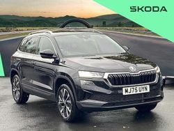 Black New 2025 Skoda Karoq SE SUV | £27,880 (Good price)