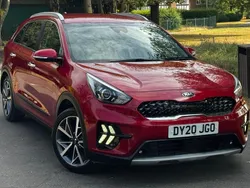 Red Used 2020 Kia Niro 3 SUV | £13,495 (Fair price)