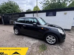 Black Used 2012 Mini Cooper Hatch Hatchback | £3,450 (Good price)