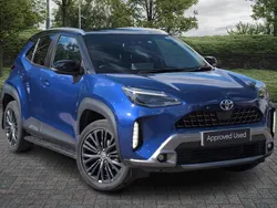 Blue/black Used 2022 Toyota Yaris Hybrid Hatchback | £22,485