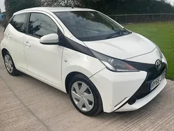 White Used 2016 Toyota Aygo X-play Hatchback | £2,000