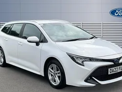 White Used 2022 Toyota Corolla Sport Estate | £17,795 (Fair price)