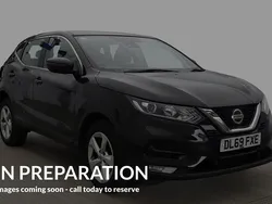Black Used 2019 Nissan Qashqai Acenta Premium SUV | £14,480 (Fair price)