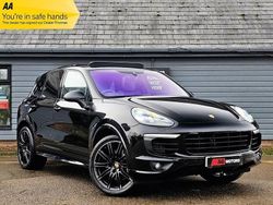 Black Used 2017 Porsche Cayenne S Platinum Edition SUV | £28,689
