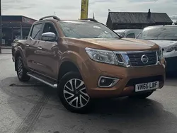 Yellow Used 2016 Nissan Navara Tekna Pickup | £12,995 (Fair price)