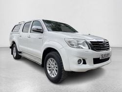 White Used 2015 Toyota HiLux Pickup | £13,990 (Fair price)