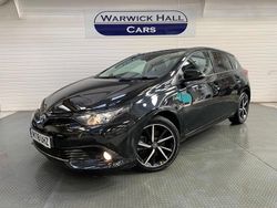 Black Used 2018 Toyota Auris Hybrid Design Hatchback | £10,495 (Fair price)