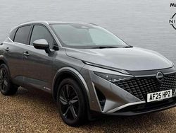 Grey Used 2025 Nissan Qashqai Tekna SUV | £30,347 (Expensive)