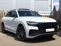 Glacier white metallic Used 2018 Audi Q8 Advanced SUV | £46,490 (Good price)