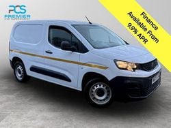 White Used 2023 Peugeot Partner Premium Van | £10,200 (Good price)