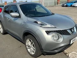 Silver Used 2016 Nissan Juke N-Connecta SUV | £6,395 (Fair price)