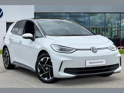 White Used 2025 VW ID.3 Pro Hatchback | £25,500 (A bit pricey)