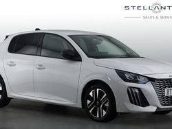 White New 2025 Peugeot 208 Allure Hatchback | £17,787 (Good price)