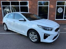 White Used 2019 Kia Ceed Hatchback | £7,167 (Super price)