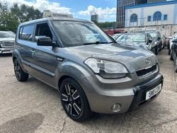 Silver Used 2011 Kia Soul 4 SUV | £2,490 (Good price)