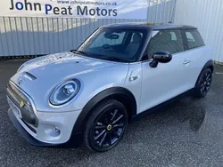 White silver Used 2020 Mini Cooper SE Hatch Hatchback | £10,999