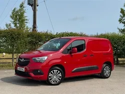 Red Used 2019 Vauxhall Combo Sportive MPV | £8,999 (Fair price)
