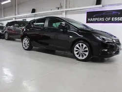 Black Used 2019 Vauxhall Astra Design Edition Hatchback | £7,295 (Good price)
