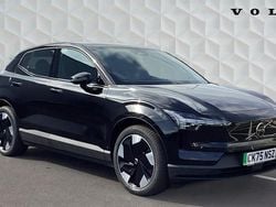 Black New 2025 Volvo EX30 Performance SUV | £29,897 (Good price)