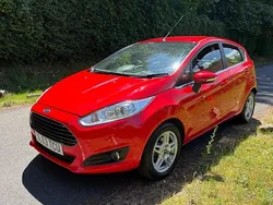 Red Used 2014 Ford Fiesta Zetec Hatchback | £2,880 (Fair price)