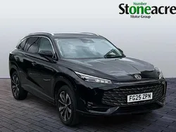 Black New 2025 MG HS SE SUV | £21,995 (Super price)