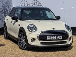 White Used 2020 Mini Cooper Exclusive Hatchback | £16,395 (Fair price)