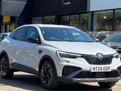 White Used 2024 Renault Arkana Techno Esprit Alpine SUV | £21,287 (Fair price)
