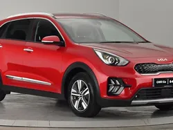 Red Used 2021 Kia Niro 3 SUV | £18,750 (Fair price)
