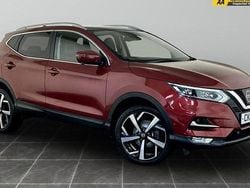 Red Used 2018 Nissan Qashqai Tekna SUV | £12,595 (Good price)