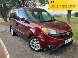 Red Used 2017 Fiat Doblò Lounge MPV | £10,995 (Fair price)