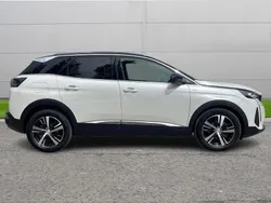 White Used 2023 Peugeot 3008 GT SUV | £25,102 (Expensive)
