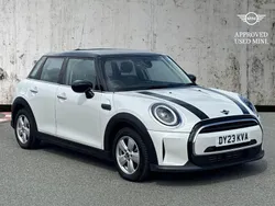 White Used 2023 Mini Cooper Classic Hatchback | £19,404 (Good price)