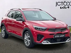 Red Used 2022 Kia Stonic 4 SUV | £14,453 (Good price)