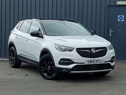 White Used 2019 Vauxhall Grandland X Sport SUV | £10,998 (A bit pricey)