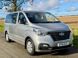 Silver Used 2019 Hyundai I800 SE MPV | £14,450 (Fair price)