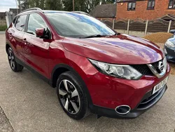 Red Used 2017 Nissan Qashqai N-Vision SUV | £10,995 (Fair price)